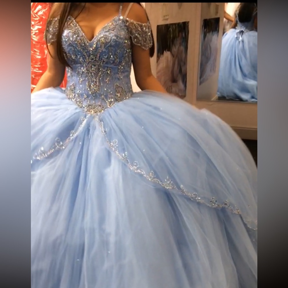 Elegant Blue Quince Dress
